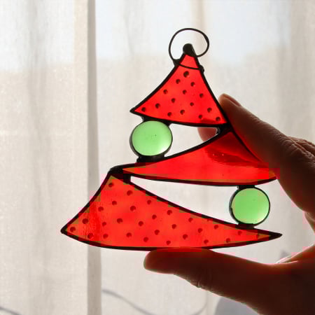 Shop - Bradut Rosu cu Verde