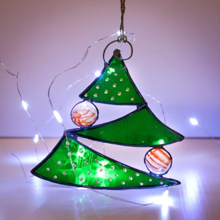 Shop - Bradut verde din vitraliu