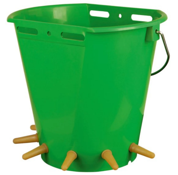 Adapatoare găleată cu 6 suzete pentru miei [2]