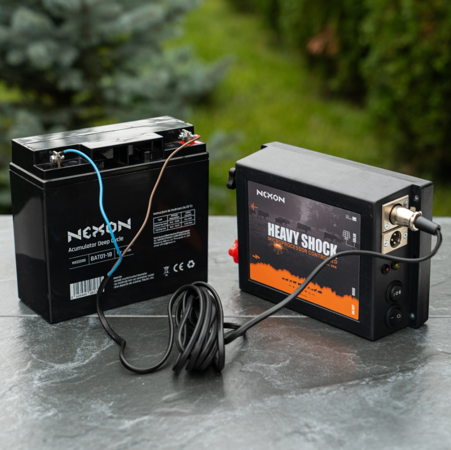 Set cablu alimentare NEXON Papuc FY6 – XLR 3m [2]