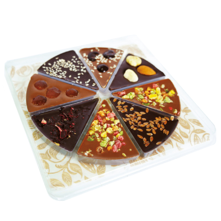 Choco Pizza - Ciocolată mixtă cu alune, migdale, fructe confiate și semințe – 70% cacao [1]