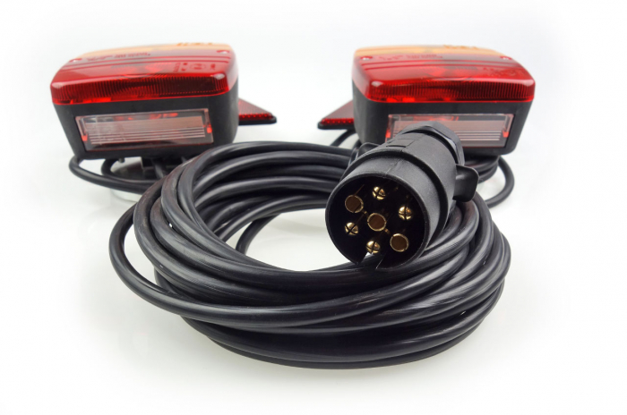 Set lampi stop cu magnet si cablu 7,5m 12V cu catadioptri triunghiulari, 2buc [2]