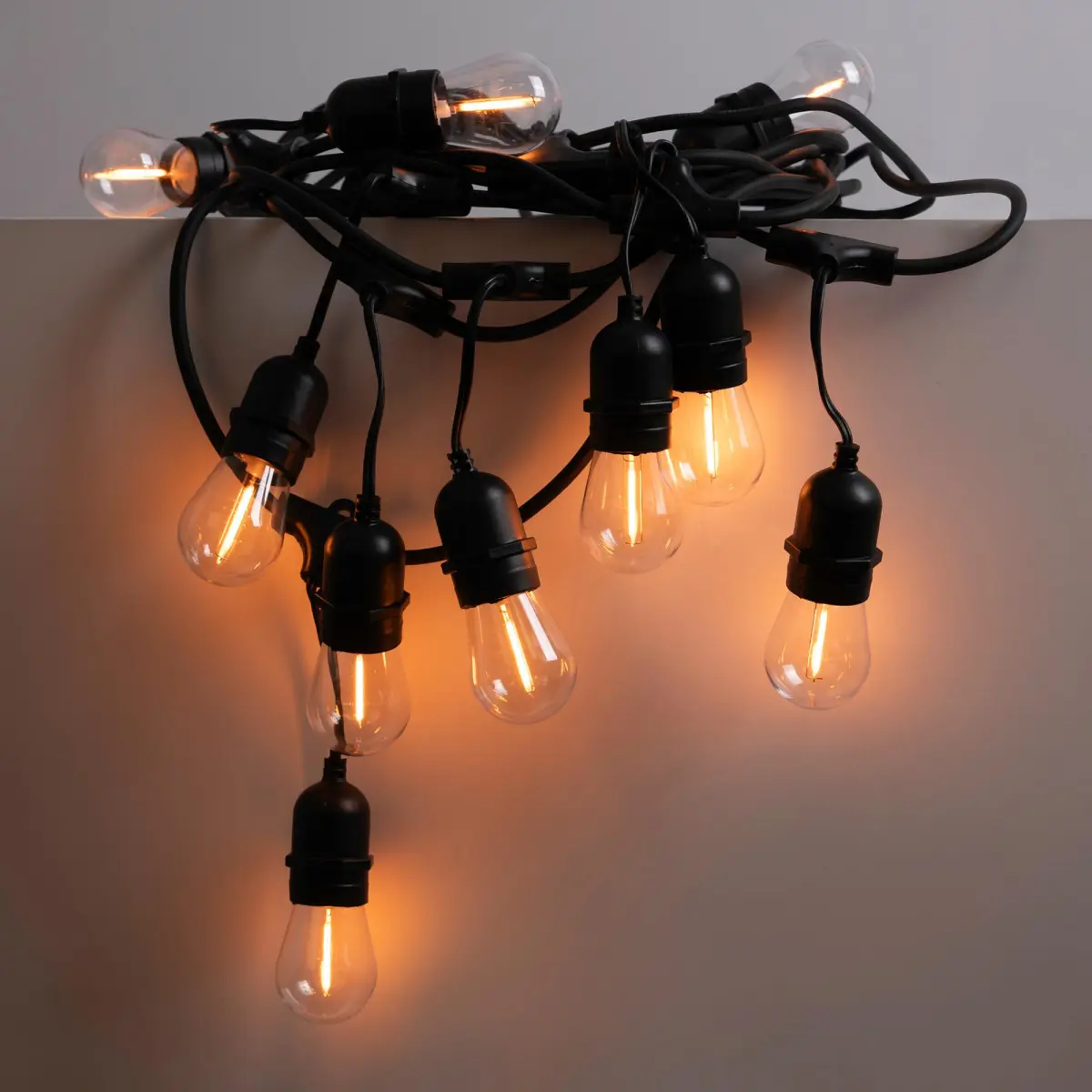 Ghirlanda Led, 80 Metri cu 160 Becuri Led Filament 2W incluse E27, IP65 [6]