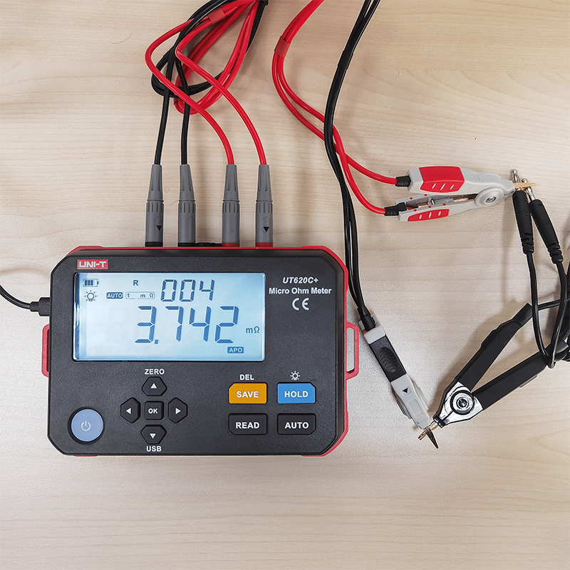 Multimetru Digital Uni-T UT620C, USB, LCR, Inductanta, Capacitate, Rezistenta, Frecventa, Afisaj Iluminat [9]