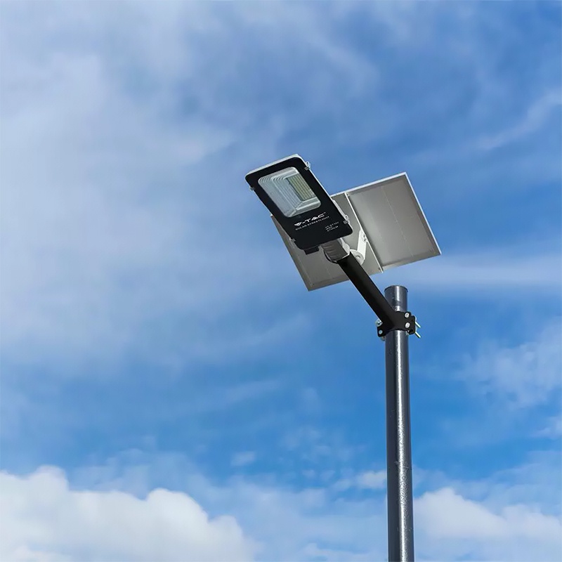 Lampa stradala LED solara 50W 4000K IP65 pentru exterior [1]