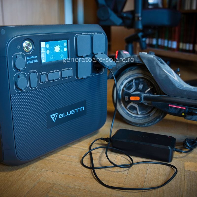 Kit Generator Solar Portabil Bluetti Poweroak 2200W 2048Wh Ac200Max + 2 X 200W [18]