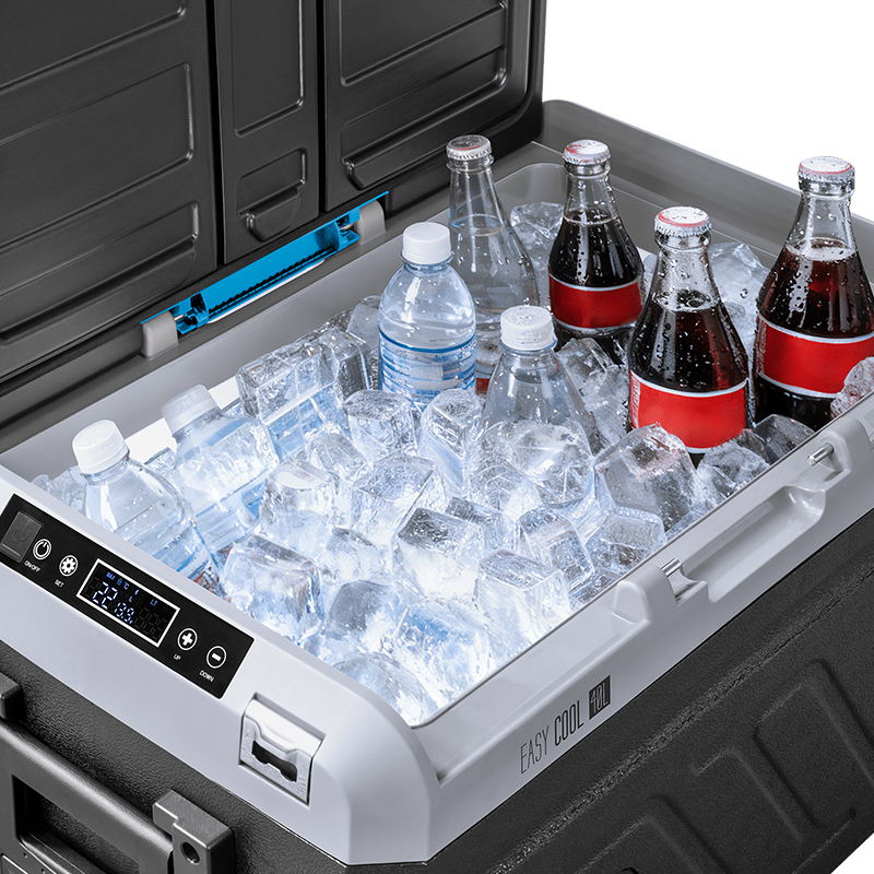 Lada frigorifica profesionala cu compresor, Troller, 40 l, Panou tactil, Porturi USB-A, USB-C, Alimentare DC 12/24 V si adaptor 220 V [7]