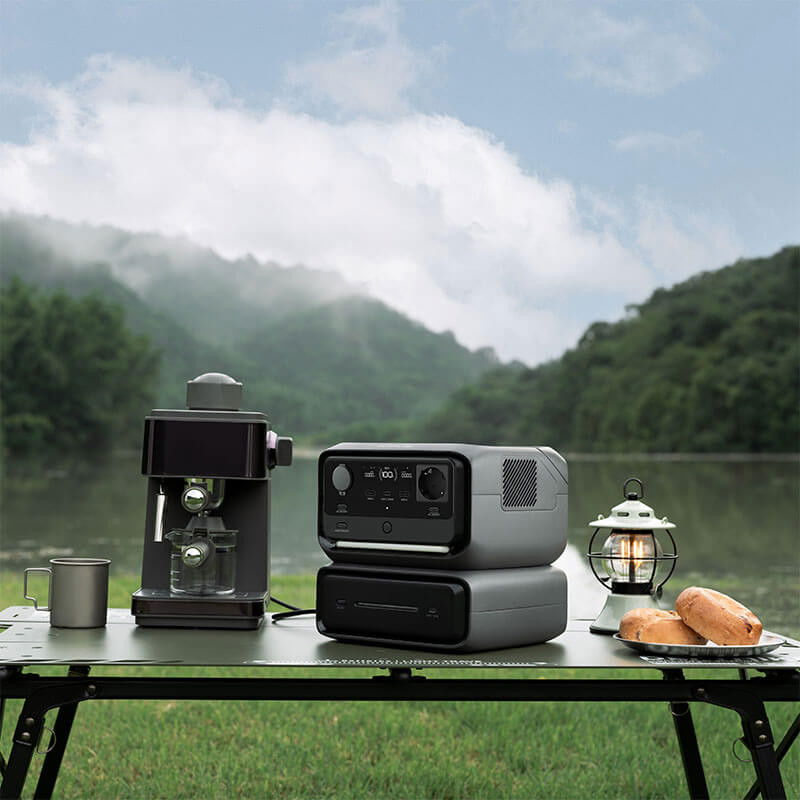 Kit Generator Solar Portabil EcoFlow River 3 Max, 572Wh, 600W cu panou 160W [12]