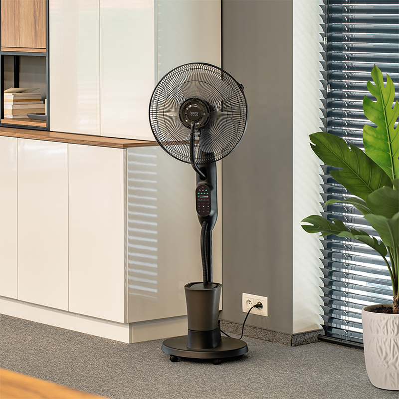 Ventilator cu picior si pulverizare apa, 3 viteze, ceata, 75W, negru, Teesa [10]
