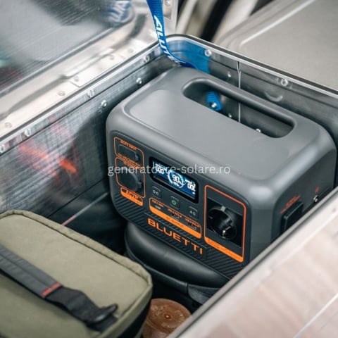 Kit Generator Solar Portabil 230.4Wh 300W, Bluetti AC2P + panou 200W [9]