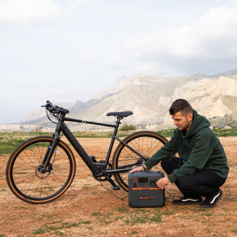 Kit Generator Solar Portabil Bluetti AC180P 1800W 1440Wh LifePO4 cu 3 x panou 200W [23]