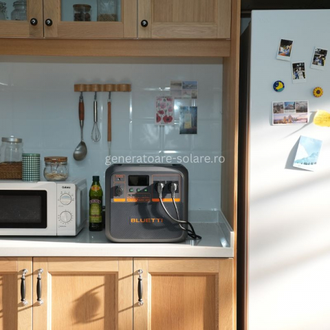 Kit Generator Solar Portabil Bluetti AC200PL 2400W 2304Wh cu 3 x panou 200W [11]