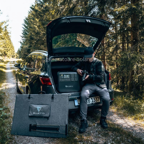 Kit Generator Solar Portabil Bluetti Poweroak 2200W 2048Wh AC200Max + Panou 200W [13]