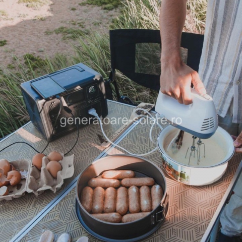 Kit Generator Solar Portabil Bluetti Poweroak 600W 268Wh Eb3A + Panou rigid 150W [11]