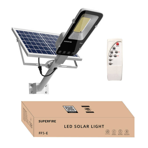 Lampă stradală solară LED Superfire FF5-E, 2000 lm, acumulator 20.000 mAh, panou solar și telecomandă [1]