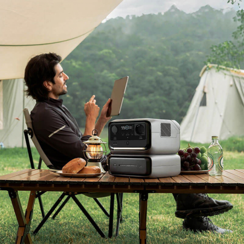 Kit Generator Solar Portabil EcoFlow River 3 Max, 572Wh, 600W cu panou 160W [8]