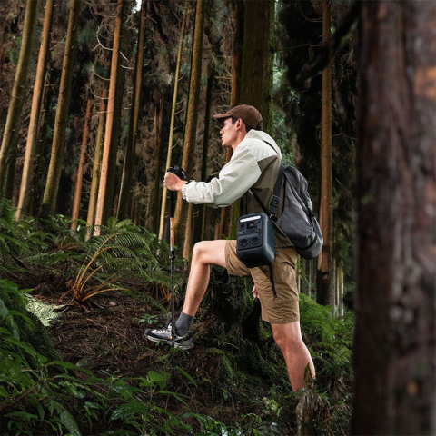 Statie de alimentare portabila Anker Solix C300X AC 288Wh 300W [11]