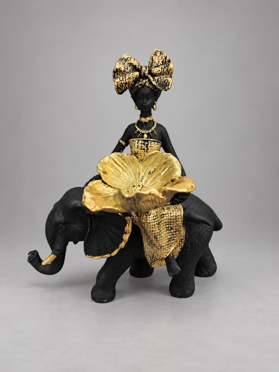 Cadouri pentru EA - Statuetă Africană Decorativă cu Suport
