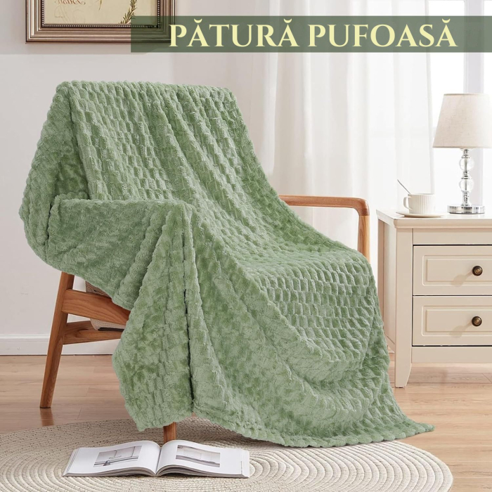 Set cadou Premium pentru femei, Giftry®, 10 Piese, Patura pufoasa, Spa vanilie–cocos, lumanare parfumata, termos inox, sapun, bomba de baie, sosete, masca satin, felicitare, Cutie eleganta, Verde [6]