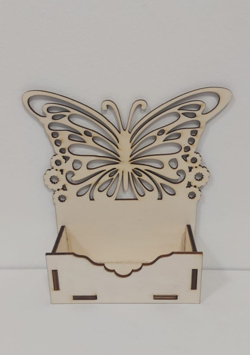Cutie fluture [1]