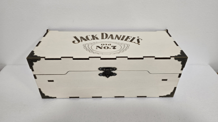 Cadouri personalizate - Cutie pentru sticlă de whiskey