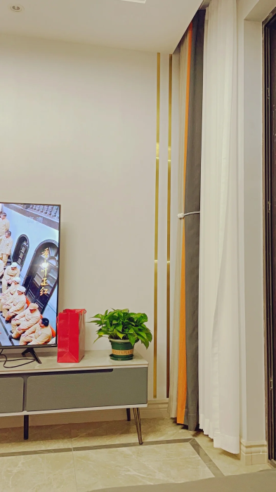 Banda metalica autoadeziva dedeman Banda metalica decorativa Platbanda autoadeziva emag Banda decorativa negru perete mobilier spatiu dormitor living bucatarie banda otel inoxidabil autoadeziva argintiu glixicom banda decorativa aurie ieftina [14]