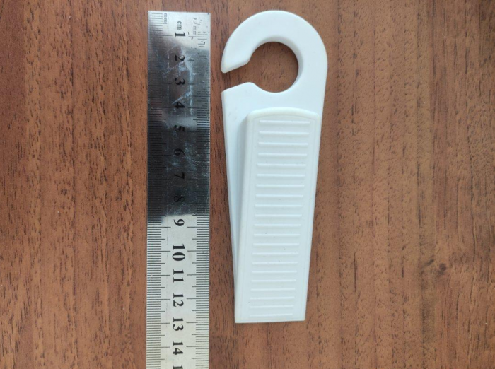 Set 2 Bucati Opritor Usa Alb din PVC cu Agatatoare 13 x 3 cm G Glixicom® [6]