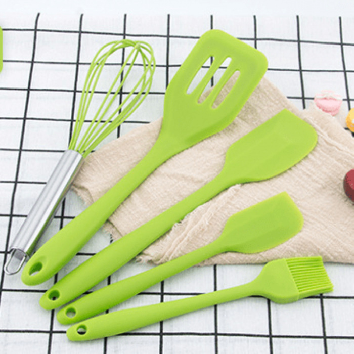 Set 6 Ustensile din Silicon Termorezistent Alimentar Tel, Cleste, 2 Spatule, 1 Paleta Perforata si 1 Pensula Verde [3]