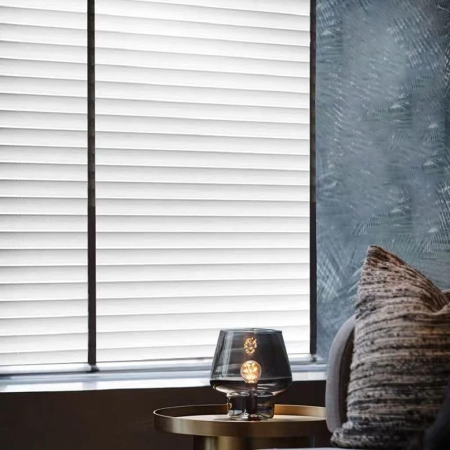 Folii Si Accesorii pentru Ferestre si Geamuri - Folie Decorativa pentru Geamuri cu Protectie UV – Model Imitatie Jaluzele 200 x 60 cm