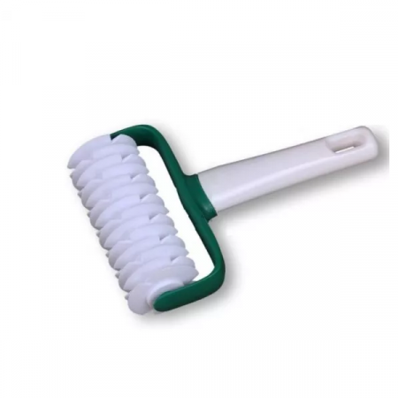 Forme si Tavi de Copt - Rola de Taiat si Ornat Aluat pentru Placinte si Produse de Patiserie