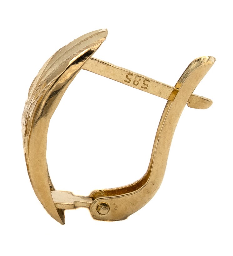 Ștanță 585 pe cercel din aur 14K verificat în România