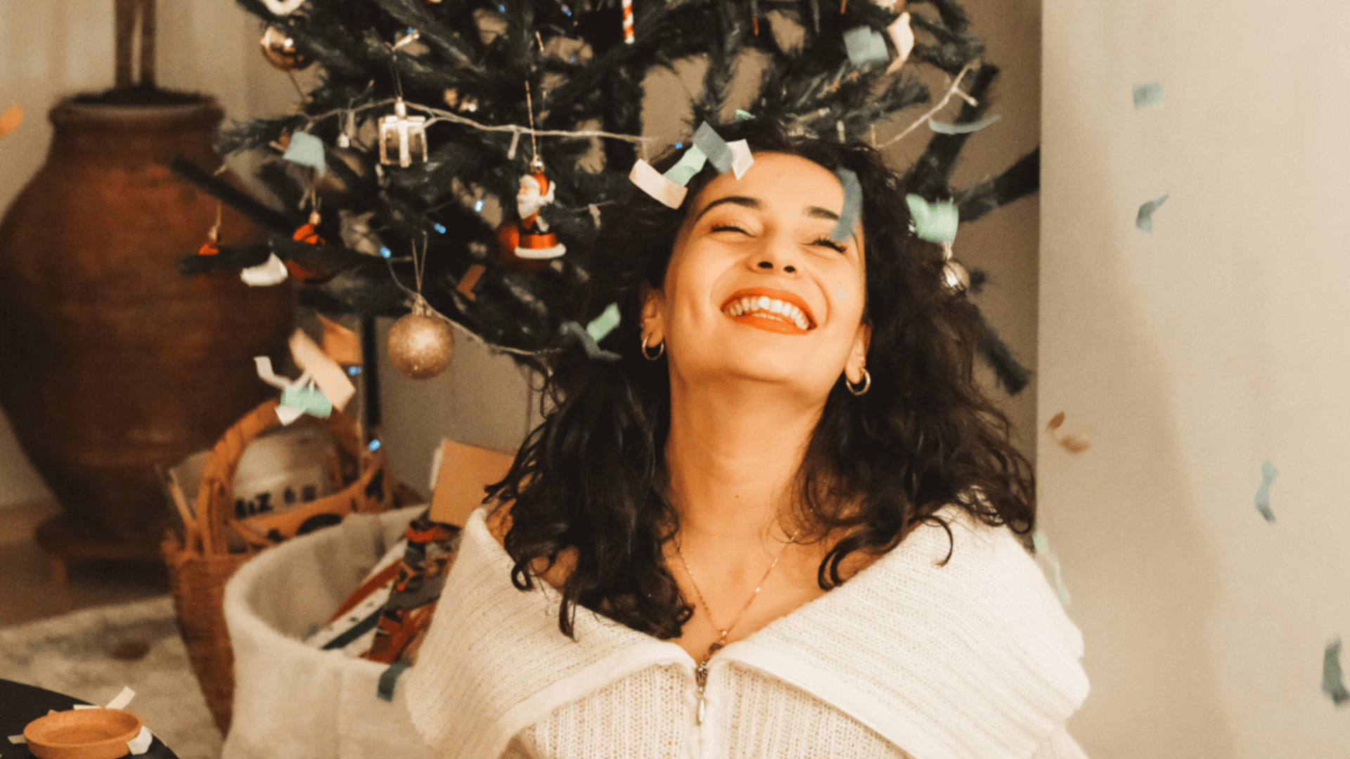 Top 5 bijuterii din aur 14K sub 500 lei pentru cadouri de Crăciun