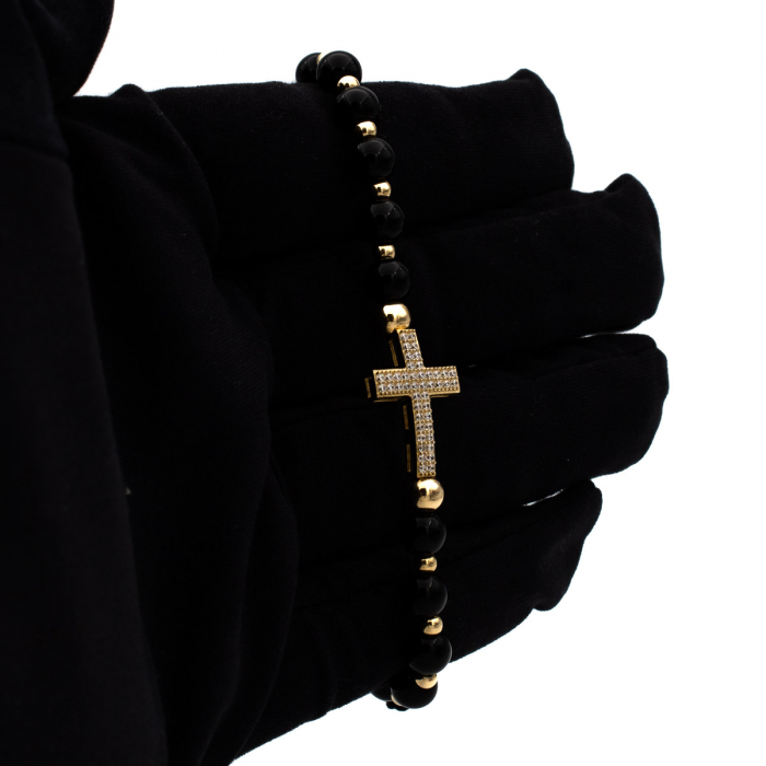 Brățară cu cruce din aur 14K, bile onix și zirconii – model Faith Glow [3]