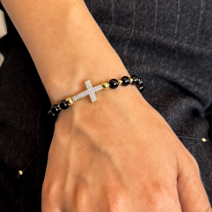 Brățară cu cruce din aur 14K, bile onix și zirconii – model Faith Glow [2]