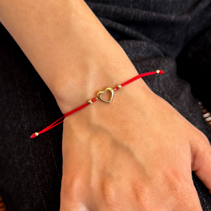 Brățară cu inimă contur din aur galben 14K și șnur roșu [2]