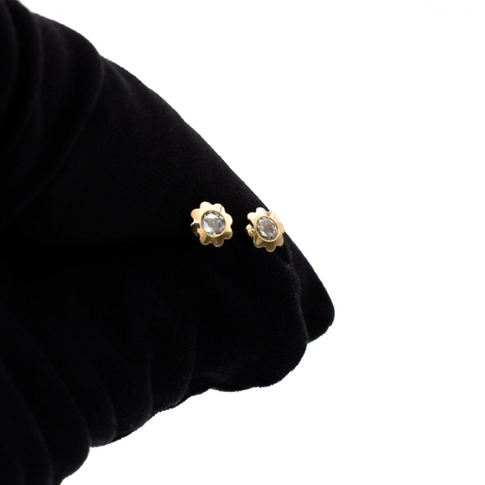Cercei aur 14K Delicate Glow cu piatră zirconia în formă de floare [5]