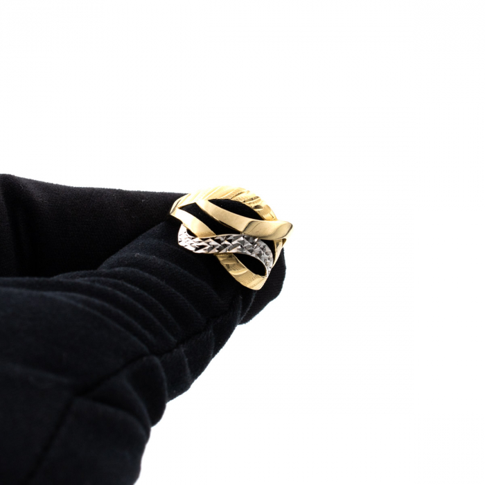 Inel aur galben și alb 14K cu design modern – linii suprapuse [8]