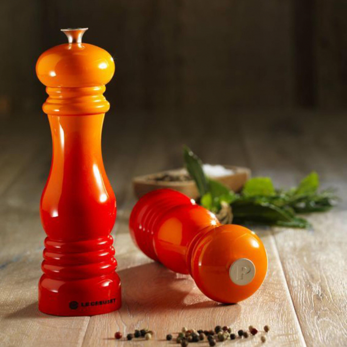 Rasnita pentru piper Le Creuset rosu cuptor 21 cm [2]