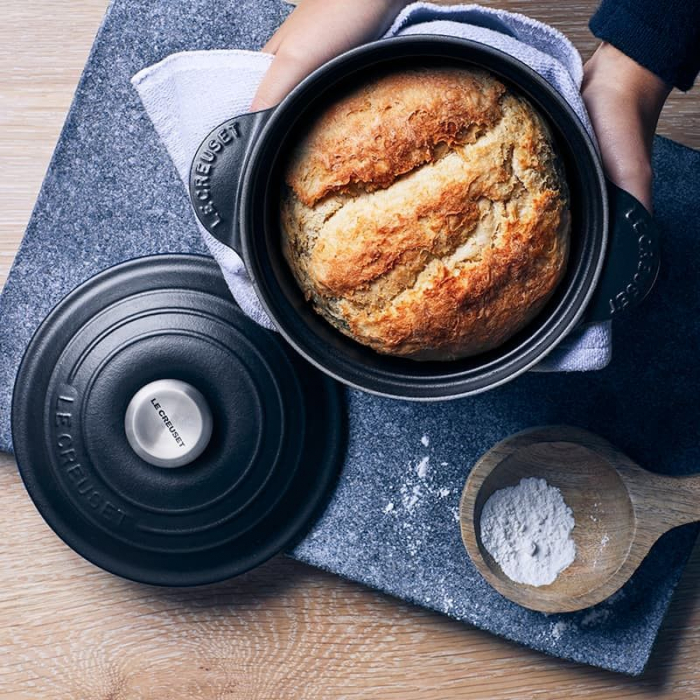 Le Creuset Casserole Cocotte Every Satin Black Ø18 cm [2]