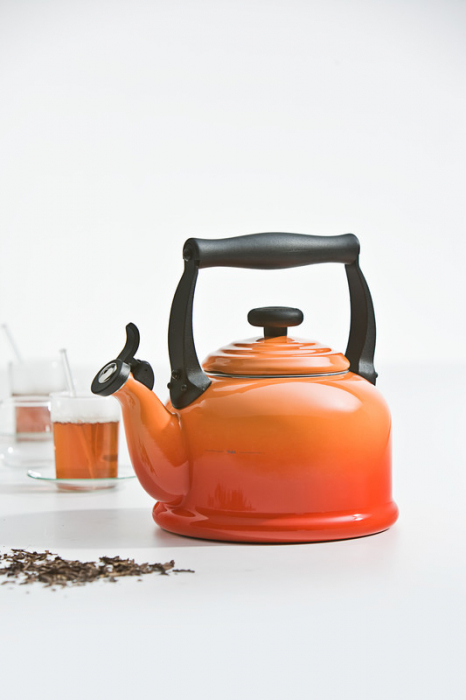 Le Creuset ceainic cu fluierat traditional vulcanic 2,1 l [2]