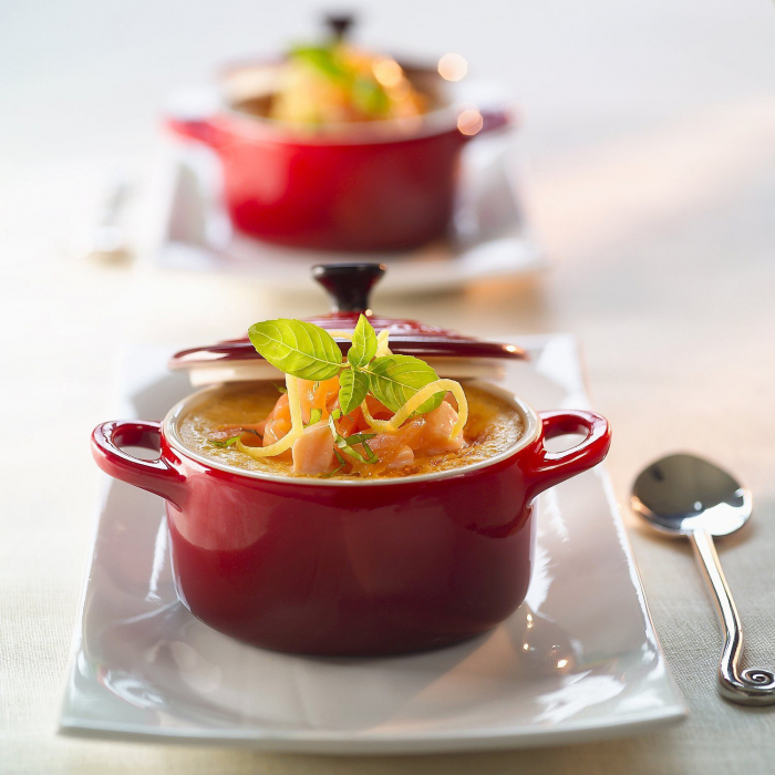 Le Creuset Mini Casserole Signature Cerise ⌀ 10 cm [2]