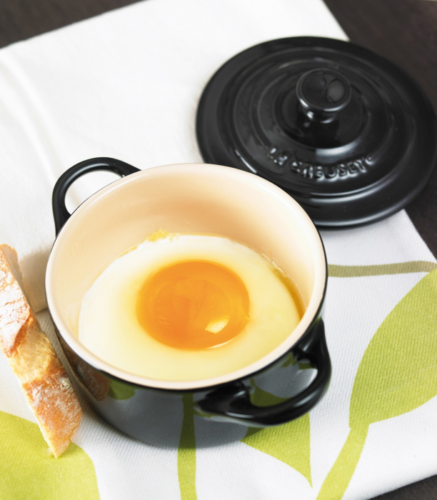Le Creuset Mini Casserole Signature Satin Black ⌀ 10 cm [2]