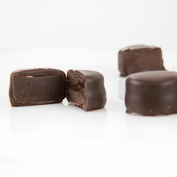 Praline cu umplutura lichida pentru deserturi calde / reci, Etnao passion fruit, 720 g, 40 buc [3]