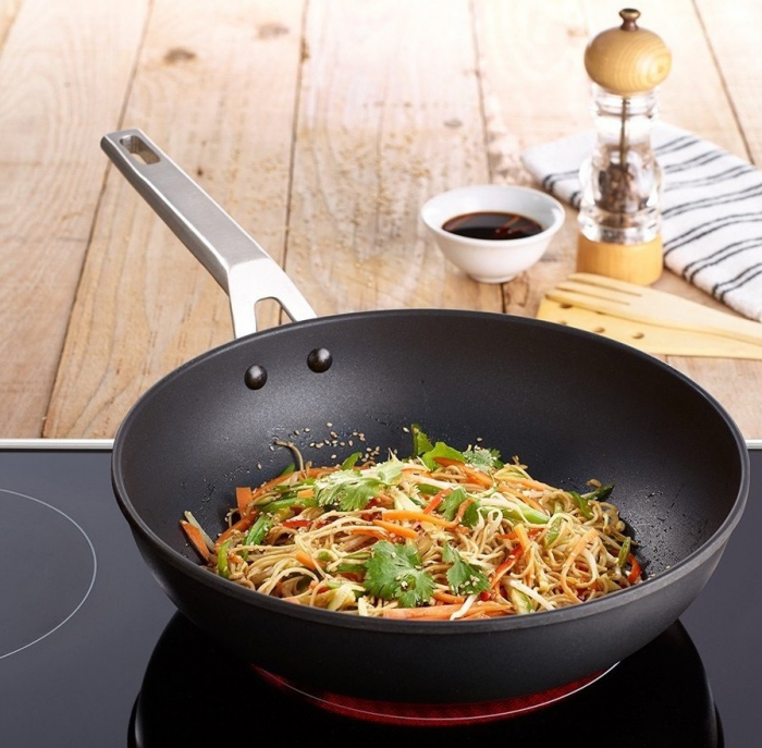 Valira Wok Aire Black 30 cm [2]