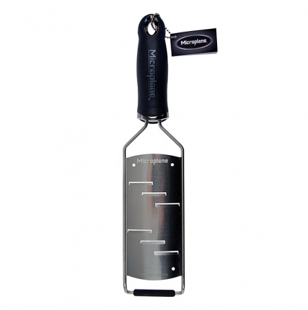 Razatoare, peelere, feliatoare - Feliator grosier, Seria Gourmet, maner negru/soft-touch, Microplane
