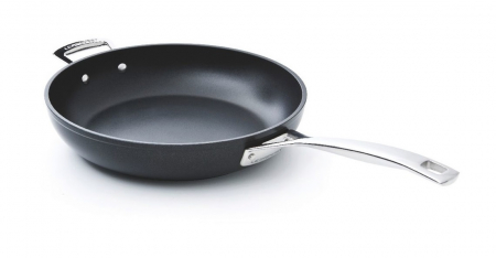 Ustensile de Bucatarie - Le Creuset Tigaie Les Forgees TNS 26 cm