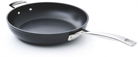 Ustensile de Bucatarie - Le Creuset Tigaie Les Forgees TNS 30 cm