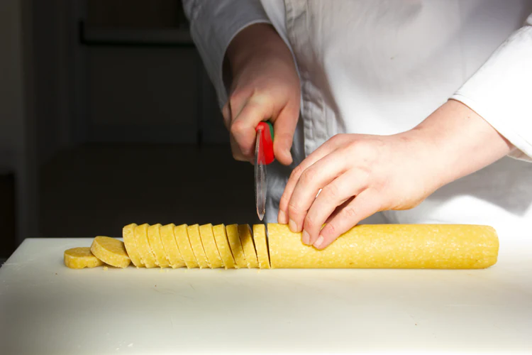 Biscuit Caramel Sarat cu Fior di Sale din Cervia, 300g [4]