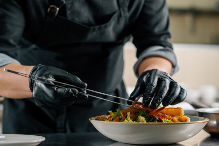 Servicii - Pachet Eveniment Privat Gourmetto, produse alimentare si servicii preparare (bucatar)