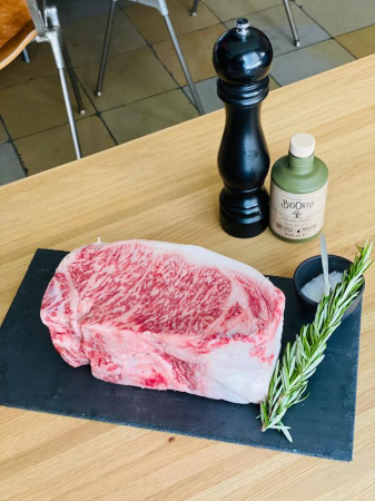 Vrabioara Vita Wagyu, Japonia, Kumamoto, A3 BMS 4, 300 g [2]